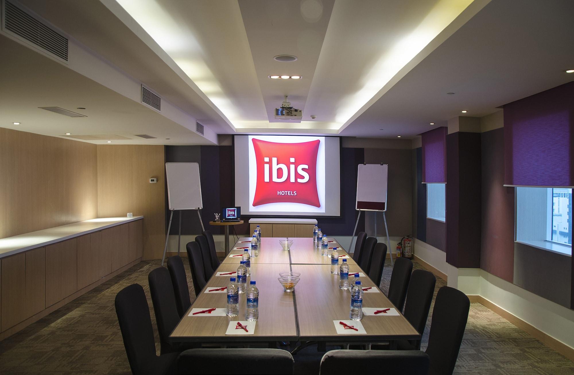 Отель Ibis Bengaluru Outer Ring Road Экстерьер фото