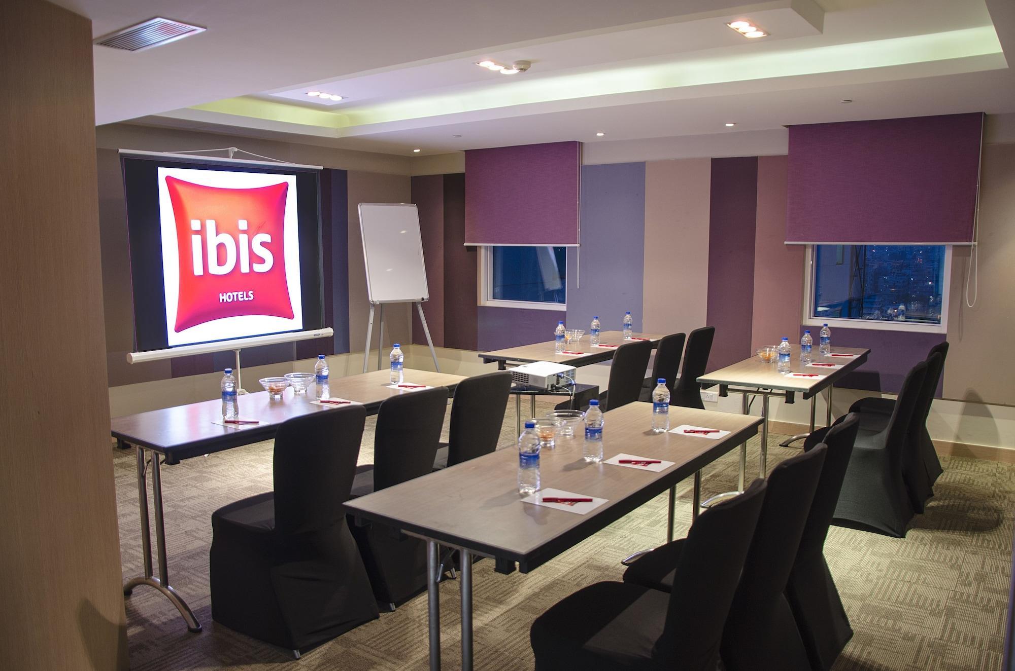 Отель Ibis Bengaluru Outer Ring Road Экстерьер фото